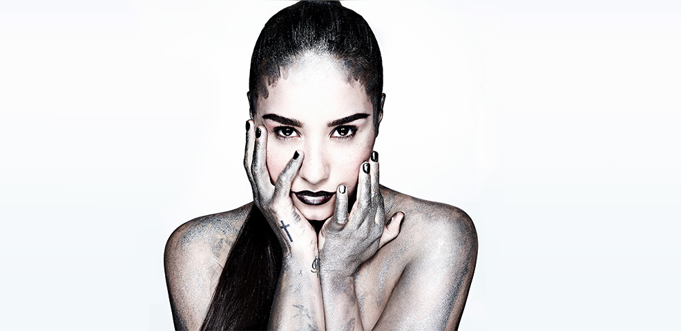 >>Demi Lovato<<H U N G A R Y {c l i c k}